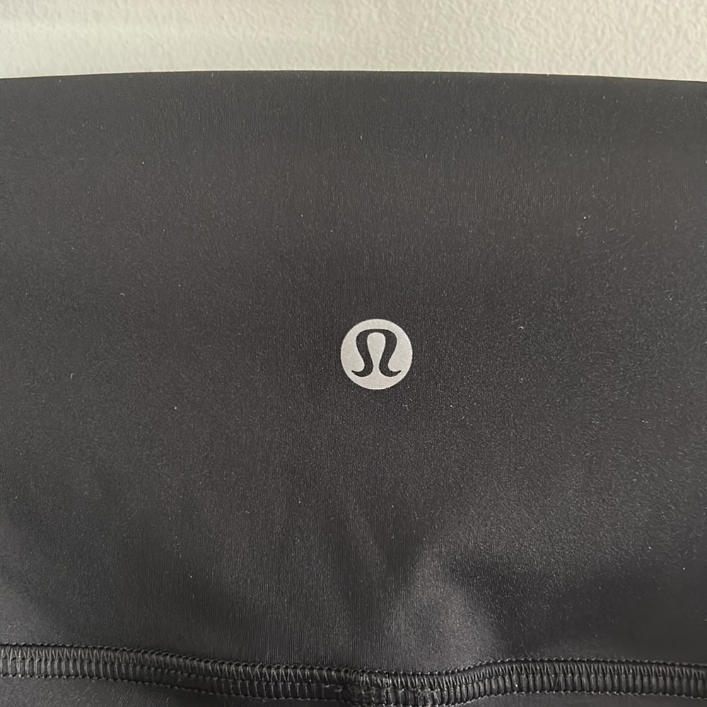Lululemon Sheer Will High-Rise Tight 28" *Pulse (6sz) - Picture 4 of 9